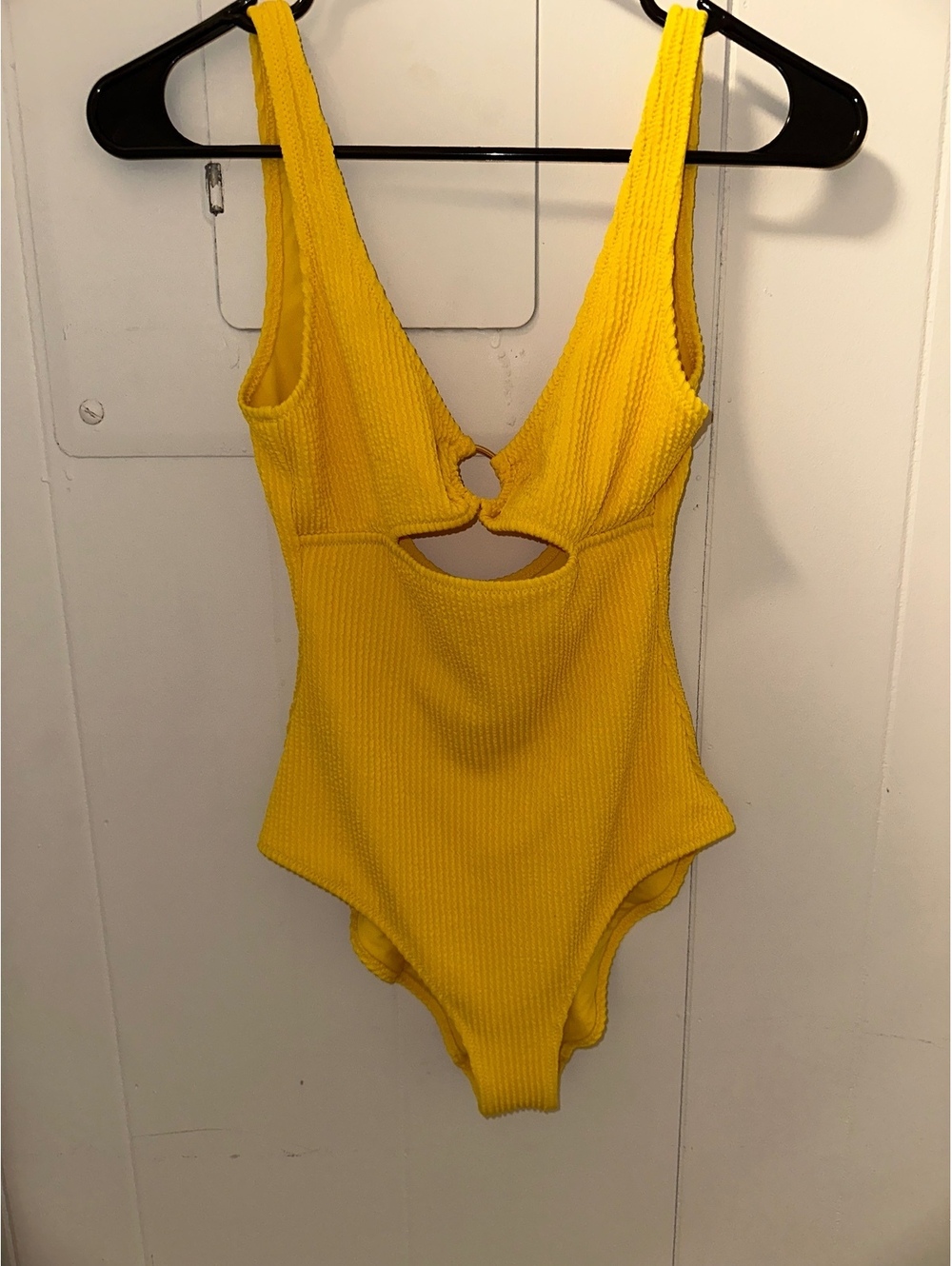 Aerie Yellow Ribbed One-Piece Swimsuit with Cutout and Ring Detail, Size Small,